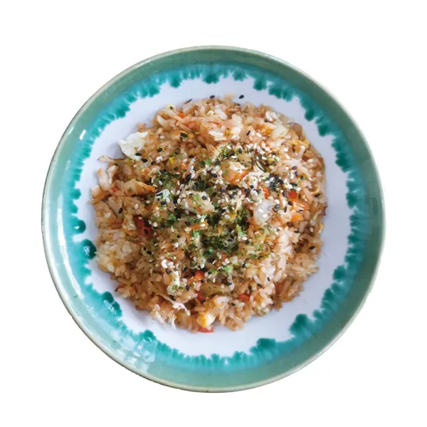 Arroz frito con pollo,huevo y verduras